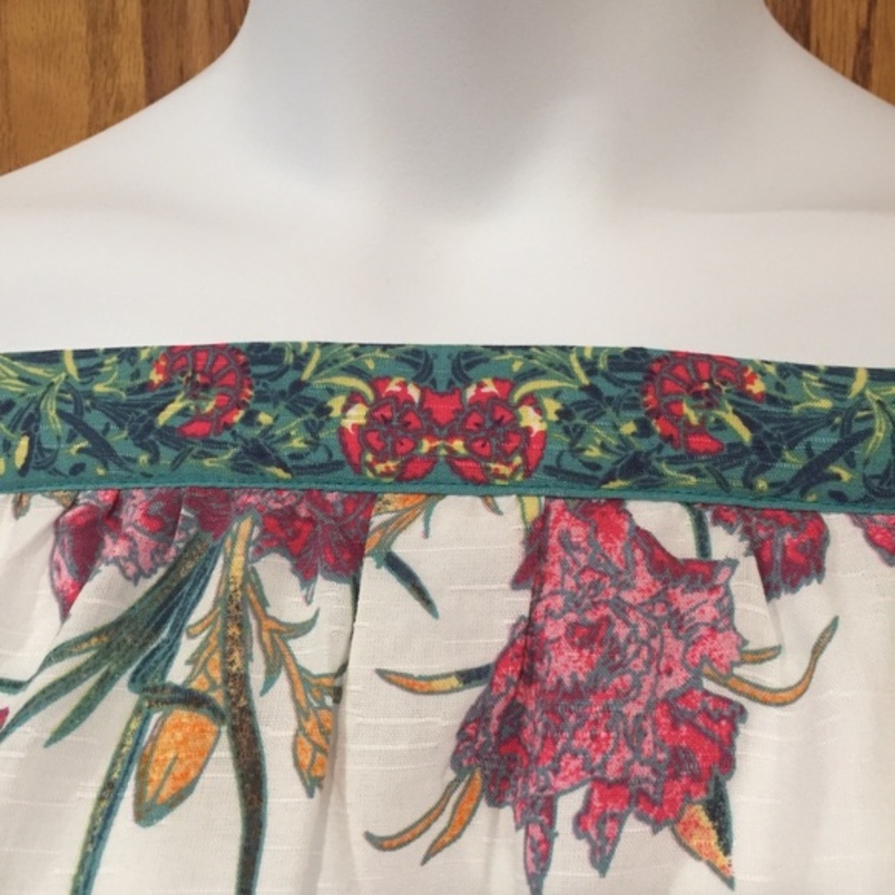 A. Calin Off Shoulder Tulip Sleeve Floral Top Small - Picture 3 of 7